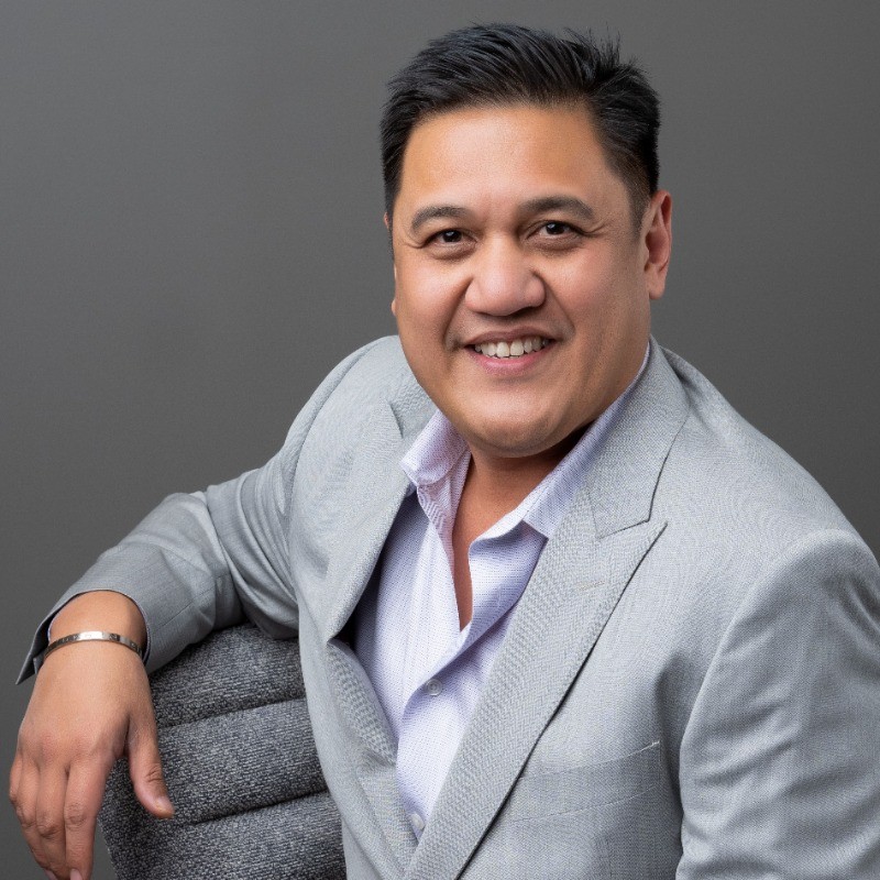 Dr. Paul Valbuena, MD, Medical Director